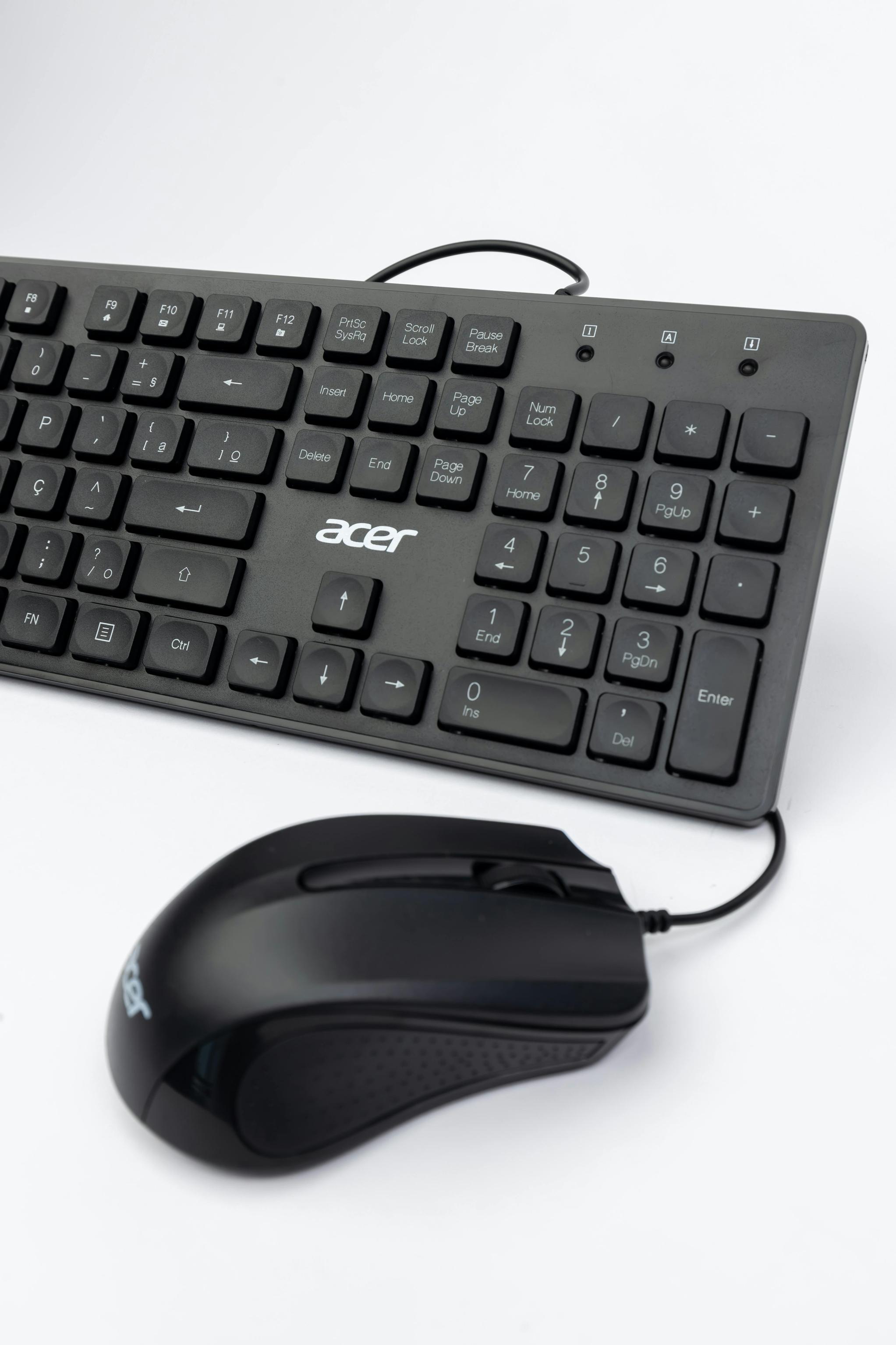 عناصر التحكم في سطوع Acer على لوحة المفاتيح لا تعمل